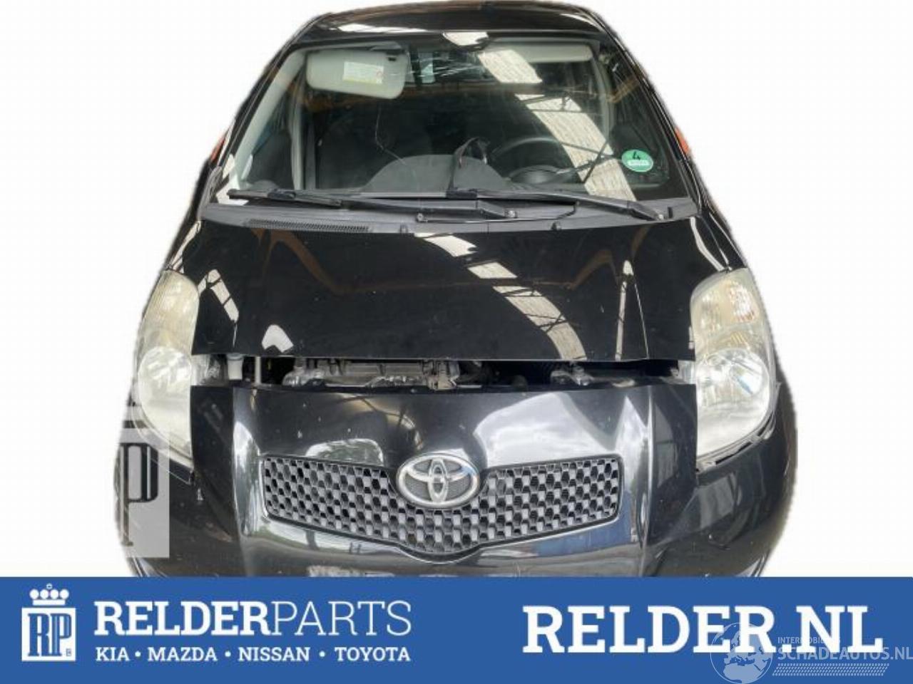 Toyota Yaris Yaris II (P9), Hatchback, 2005 / 2014 1.3 16V VVT-i