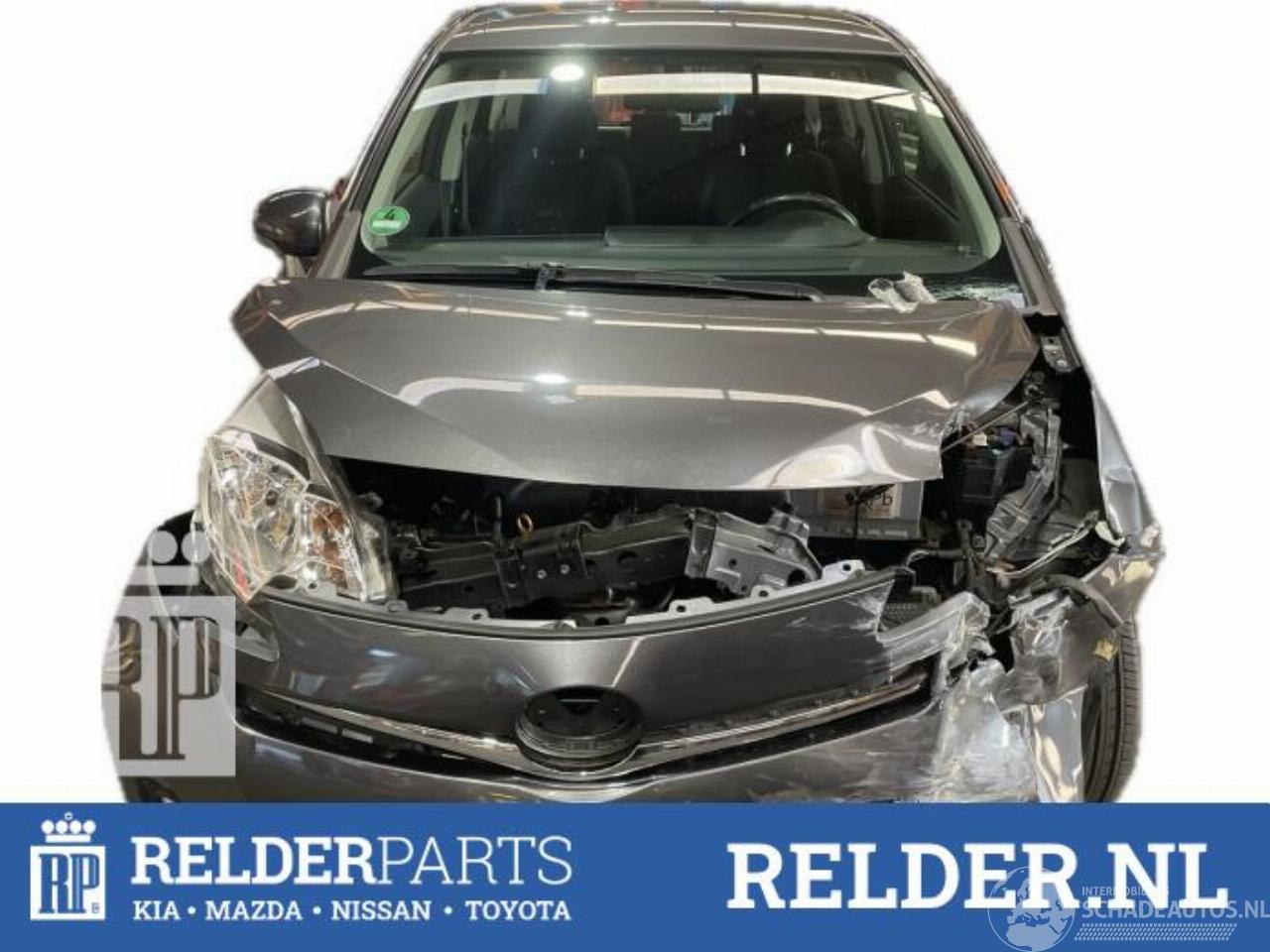 Toyota Verso S Verso S, MPV, 2010 / 2016 1.33 16V Dual VVT-I