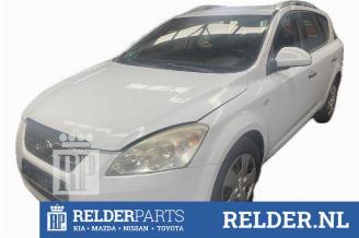 Kia Cee d Cee'd Sporty Wagon (EDF), Combi, 2007 / 2012 1.6 16V picture 2