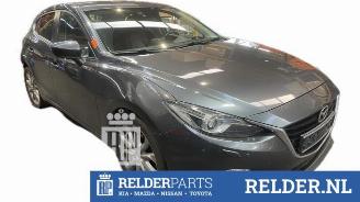 Käytettyjen passenger cars Mazda 3 3 (BM/BN), Hatchback, 2013 / 2019 2.2 SkyActiv-D 150 16V 2015/11