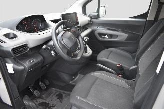 Peugeot Rifter 1.2 PURETECH picture 9