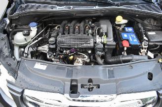 Peugeot 2008 1.2 vvti Pure Tech picture 18