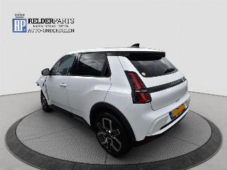 Renault 5 COMFORT RANGE TECHNO  52KWH picture 3