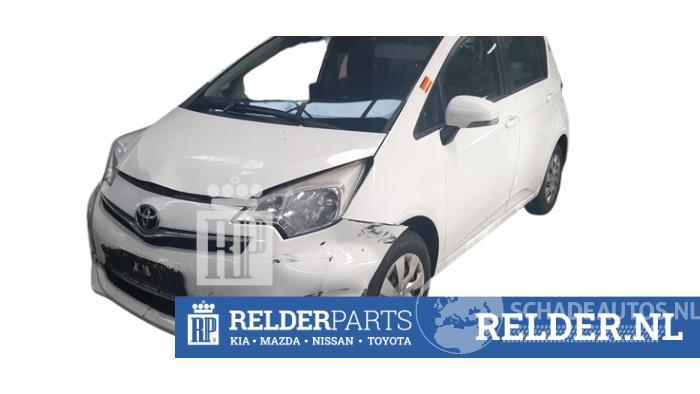 Toyota Verso S Verso S, MPV, 2010 / 2016 1.33 16V Dual VVT-I