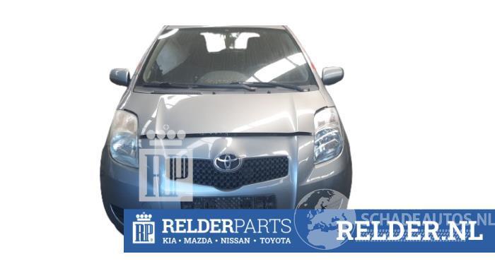 Toyota Yaris Yaris II (P9), Hatchback, 2005 / 2014 1.3 16V VVT-i