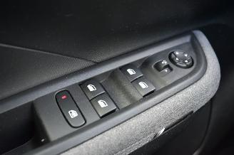 Opel Frontera 1.2  TURBO HYBRID picture 27