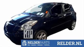 Toyota Yaris Yaris II (P9), Hatchback, 2005 / 2014 1.33 16V Dual VVT-I picture 2