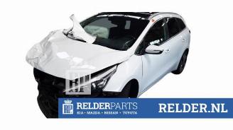 Kia Cee d Cee'd Sportswagon (JDC5), Combi, 2012 / 2018 1.0i T-GDi 12V 120 picture 3