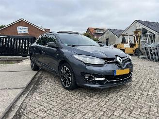 Voiture accidenté Renault Mégane 1.2 TCe Bose | PANO AUTOMAAT!! 2015/3