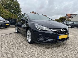 skadebil auto Opel Astra Sports Tourer - 1.0 Innovation 2016/7