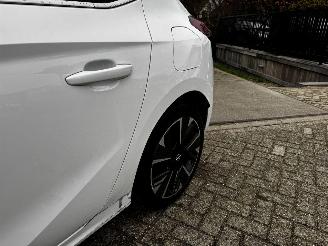 Opel Corsa-E Elegance 50 kWh Bi-tone picture 20