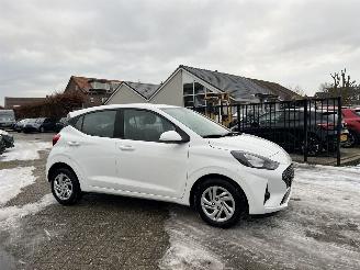 Hyundai I-10 1.0 COMFORT  21.229 KM !! picture 4