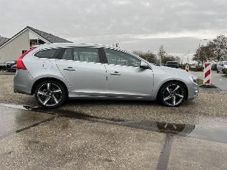Volvo V-60 1.5 T3 R-Design picture 29