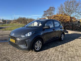 Hyundai I-10 1.0 Comfort | 11.175 KM !! picture 3