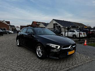 krockskadad bil auto Mercedes A-klasse 180 Business Solution Pano 2019/7