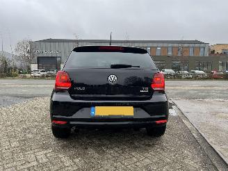 Volkswagen Polo 1.2 TSI First Edition - zeer netjes onderhouden | boekjes aanwezig picture 8