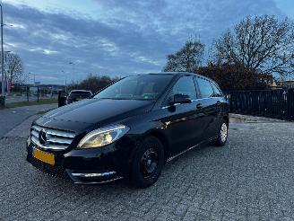 Mercedes B-klasse 180 Ambition | 55.872 KM !! picture 8