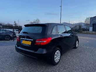 Mercedes B-klasse 180 Ambition | 55.872 KM !! picture 9