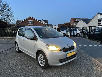 damaged passenger cars Skoda Citigo 1.0 Greentech Sprint  123.021 KM!! 2013/7