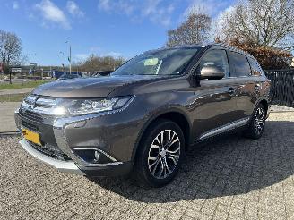 Mitsubishi Outlander 2.0 Instyle | PANORAMA !! 7P  133.445 KM !! picture 3