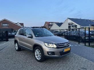 uszkodzony samochody osobowe Volkswagen Tiguan 1.4 TSI Sport&Style | PANORAMA !! LEDER !! 2011/10