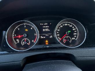 Volkswagen Golf 2.0 TDI Highline picture 19