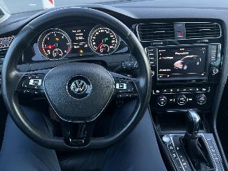 Volkswagen Golf 2.0 TDI Highline picture 21