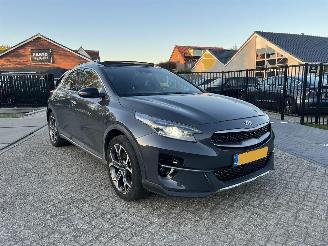 krockskadad bil auto Kia Xceed 1.4 T-GDi GT LINE 2019/9