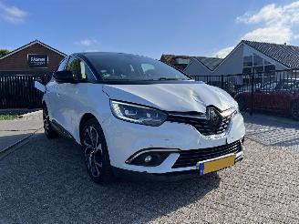 skadebil auto Renault Scenic 1.3 TCe BOSE 82.114 KM !!  AUTOMAAT !! 2018/12