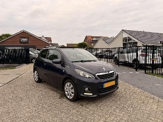 uszkodzony samochody osobowe Peugeot 108 1.0 e-VTi active top cabrio 2014/10