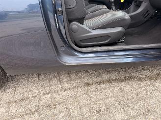 Peugeot 108 1.0 e-VTi active top cabrio picture 21