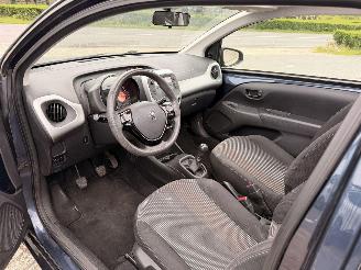 Peugeot 108 1.0 e-VTi active top cabrio picture 12