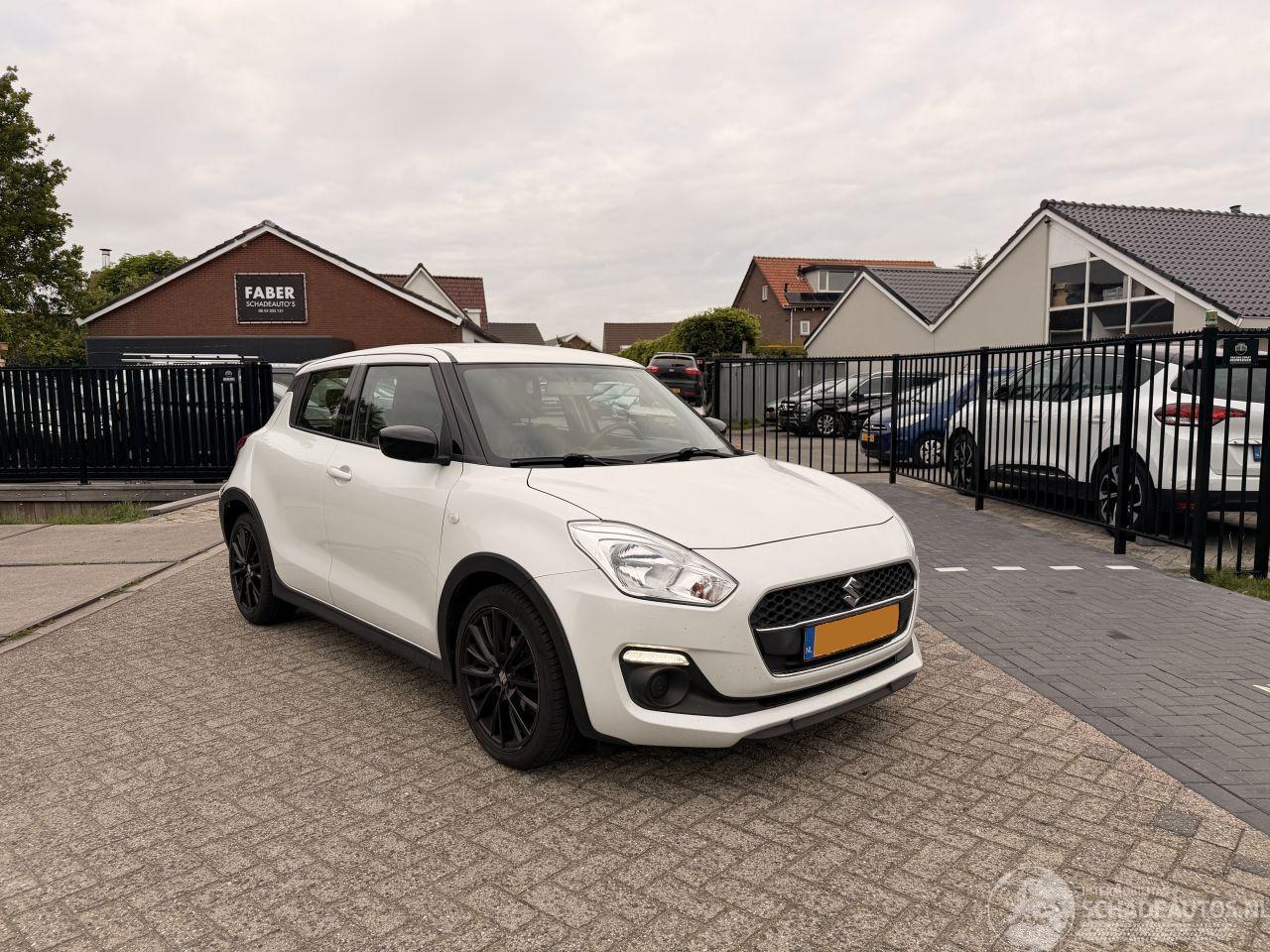Suzuki Swift 1.2 comfort smart hybrid 38.678 KM!!