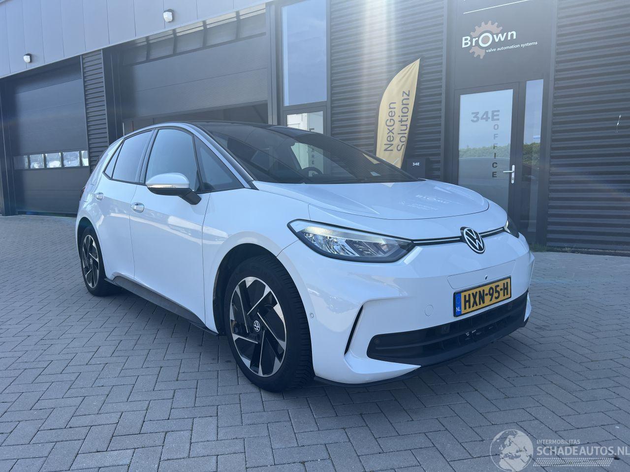 Volkswagen ID.3 Pure Business 52 kWh 10.488 KM !!
