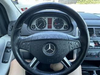 Mercedes B-klasse 150 Automaat !! apk tot maart 2027 picture 14