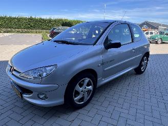Coche accidentado Peugeot 206 1.4-16V Quiksilver  112.818 KM!! 2005/5
