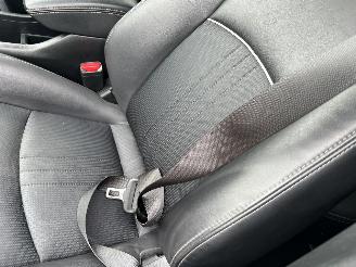 Mazda CX-3 2.0 SkyActiv-G 120 GT picture 18