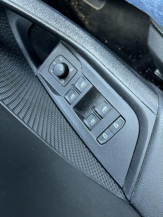 Skoda Octavia 1.0 e-TSI Sport Business picture 21