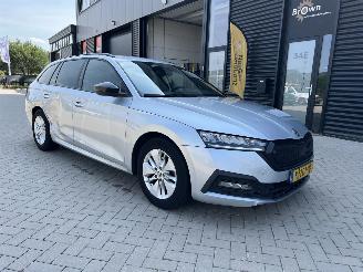 Skoda Octavia 1.0 e-TSI Sport Business picture 2