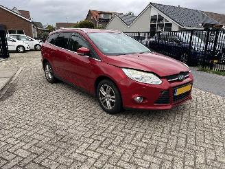 Avarii autoturisme Ford Focus 1.0 EcoBoost Lease Trend motor kapot 2012/12