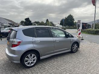 Honda  FIT 1.5 benzine picture 5