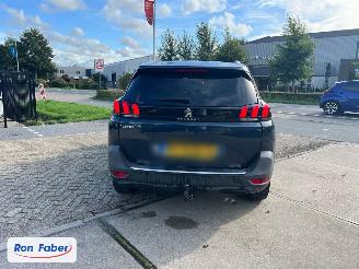Peugeot 5008 1.2 PureTech Allure 7p picture 17