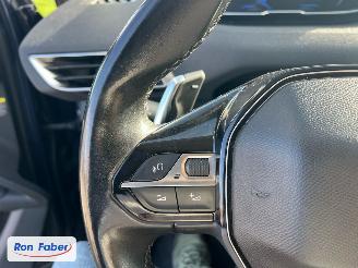 Peugeot 5008 1.2 PureTech Allure 7p picture 30