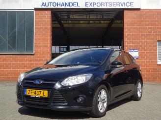 Avarii autoturisme Ford Focus 1.0 EcoBoost Titanium, Airco, Cruise control, Trekhaak 2014/4