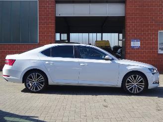 Skoda Superb 2.0 TDI Ambition Business, Panorama, Navi, DAB+, Climate & Cruise picture 6