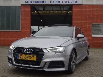 Schadeauto Audi A3 LIMOUSINE 1.0 TFSI Sport S Line Edition, Panorama 2017/4
