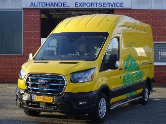 skadebil bedrijf Ford Transit E-Transit 425 L3H2 Trend 135kw, Airco, Navi, Cruise, DAB+ 2023/6