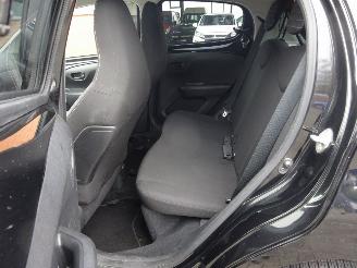 Peugeot 108 1.0 e-VTi Active, Airco, DAB+ picture 13