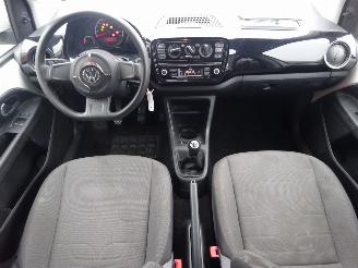 Volkswagen Up! 1.0 move up! BlueMotion, Airco, Lane assist, start/stop picture 18