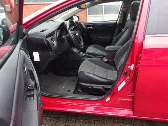 Toyota Auris Touring Sports 1.8i Hybrid Euro6, Panorama, Half Leder, DAB+ picture 14